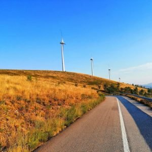 Road and windmills Lisbon private Transfers